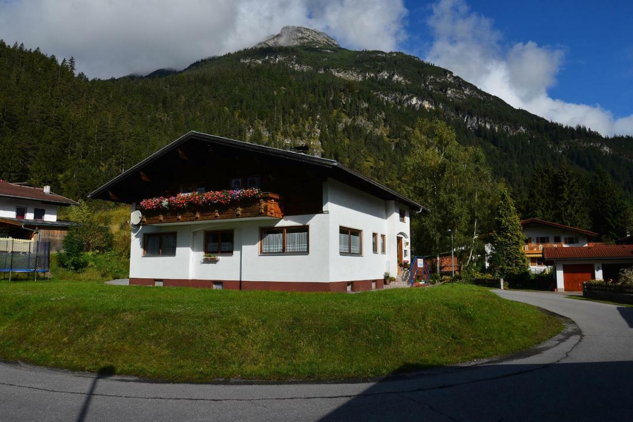 Ferienwohnung Frauenschuh Vorderhornbach Luaran gambar