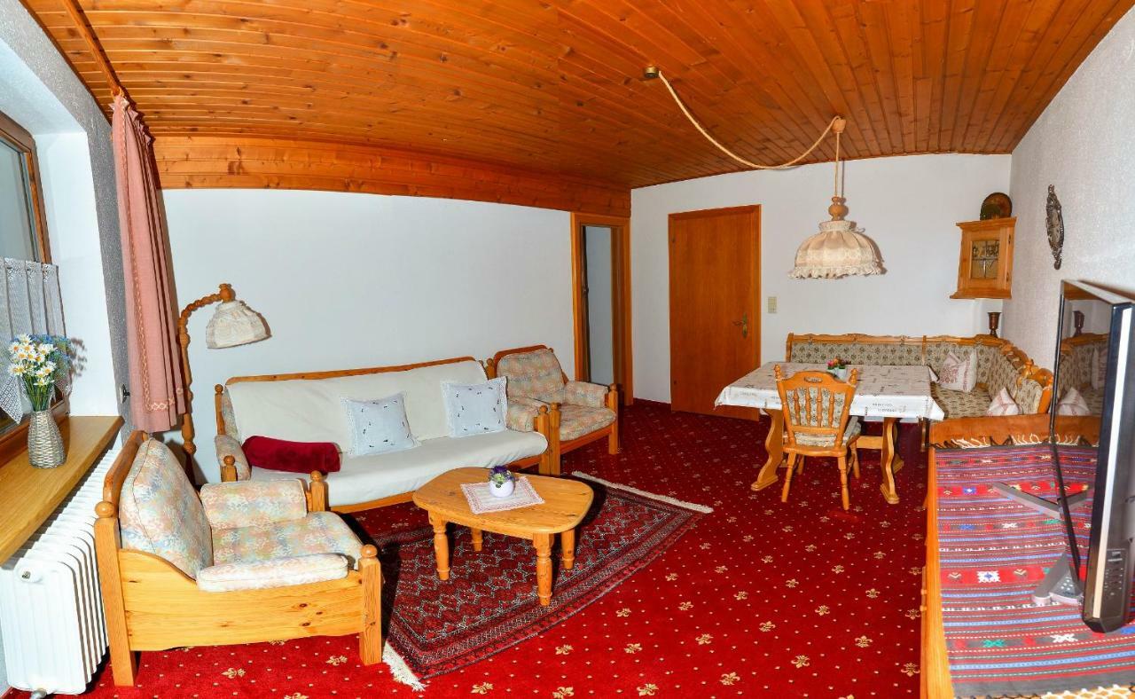 Ferienwohnung Frauenschuh Vorderhornbach Luaran gambar